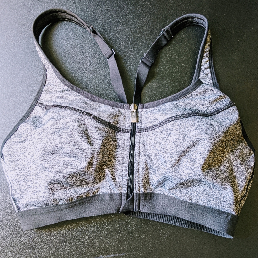 Victoria's Secret high impact sports bra